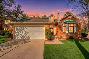 2022 Spinnaker Dr, League City, TX 77573 - Photo 1