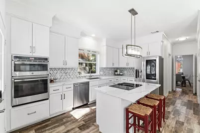 134 Quiet Oak Circle, The Woodlands, TX 77381 - Photo 18