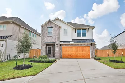 2015 Gardenia Court, Sugar Land, TX 77498 - Photo 2