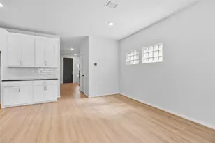 2015 Gardenia Ct, Sugar Land, TX 77498 - Photo 12