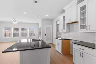 2015 Gardenia Ct, Sugar Land, TX 77498 - Photo 20