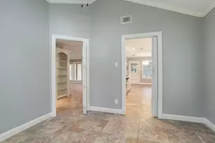 811 Castle Hill Trail, Kingwood, TX 77339 - Photo 10