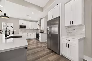 12919 Andromeda Ct, Willis, TX 77318 - Photo 8