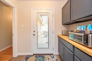 104 Bonita Ave, Galveston, TX 77550 - Photo 10