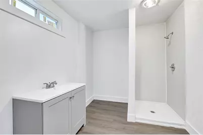 6825 Appleton Street, Houston, TX 77022 - Photo 14