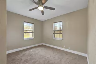 6825 Appleton St, Houston, TX 77022 - Photo 16