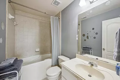 2403 Clippers Square, Houston, TX 77058 - Photo 16
