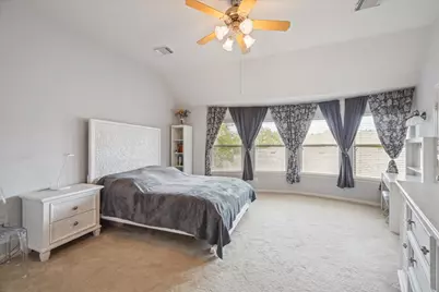 2403 Clippers Square, Houston, TX 77058 - Photo 12