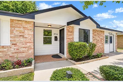 8714 Amblewood Drive, Houston, TX 77099 - Photo 2