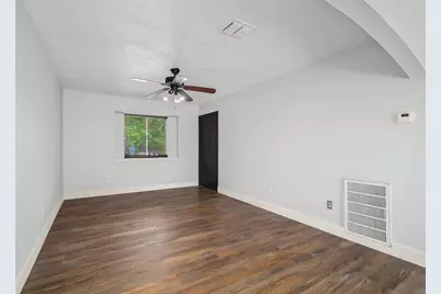 8714 Amblewood Drive, Houston, TX 77099 - Photo 24