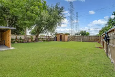 8714 Amblewood Drive, Houston, TX 77099 - Photo 26