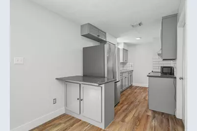 8714 Amblewood Drive, Houston, TX 77099 - Photo 8