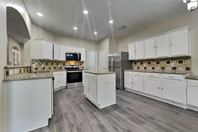 3007 Davey Oaks Street, Pearland, TX 77584 - Photo 6