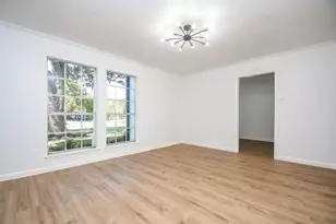 7703 Braesridge Ct, Houston, TX 77071 - Photo 8