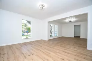 7703 Braesridge Ct, Houston, TX 77071 - Photo 6