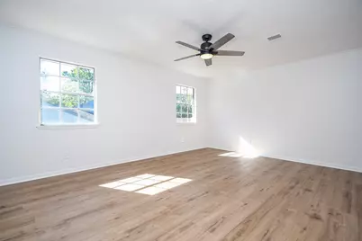 7703 Braesridge Court, Houston, TX 77071 - Photo 24