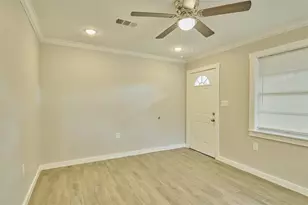 309 S Magnolia St, Tomball, TX 77375 - Photo 6