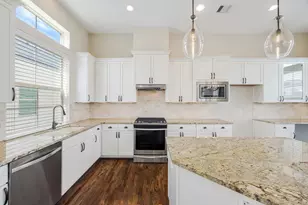 4003 Beacon Fisher Dr, Houston, TX 77018 - Photo 2
