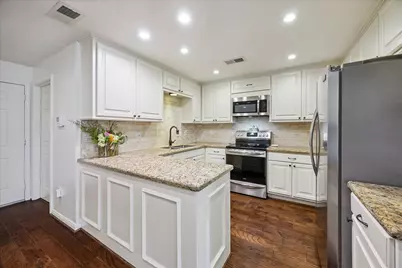 4520 Dickson Street, Houston, TX 77007 - Photo 8