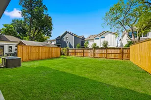 715 Merrill St, Houston, TX 77009 - Photo 24