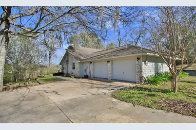 160 Lake Oaks Boulevard, Coldspring, TX 77331 - Photo 4