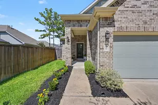 244 N Cascade Heights Dr, Montgomery, TX 77316 - Photo 2