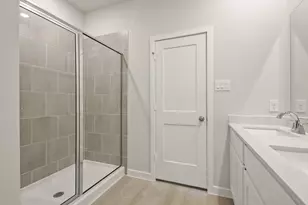 25408 Blossom Ct, Montgomery, TX 77316 - Photo 16