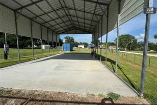 115 Grand Oak 2, Palacios, TX 77465 - Photo 2
