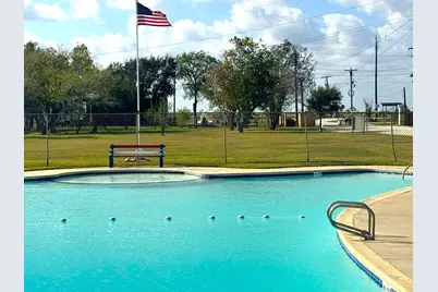 115 Grand Oak 2, Palacios, TX 77465 - Photo 18