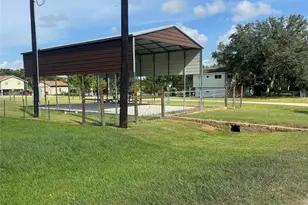 115 Grand Oak 2, Palacios, TX 77465 - Photo 14
