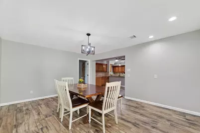 802 Sentinel Oaks, Pinehurst, TX 77362 - Photo 16
