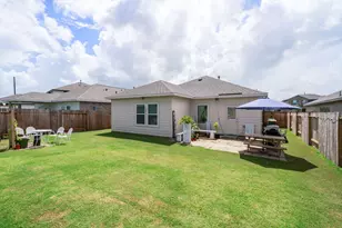 10510 Watershed Dr, Rosharon, TX 77583 - Photo 22