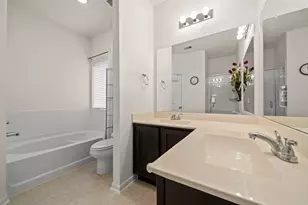 10510 Watershed Dr, Rosharon, TX 77583 - Photo 12