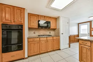 4223 Nations Dr, Pasadena, TX 77505 - Photo 10