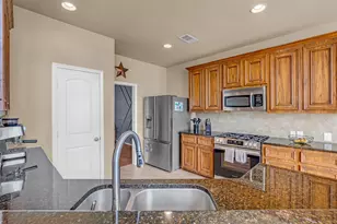 2807 Arbor Brook Ln, Pearland, TX 77584 - Photo 16