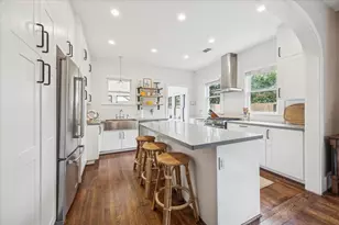 1705 California St, Houston, TX 77006 - Photo 10