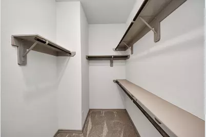 8605 Hollyoaks Creek Lane, Houston, TX 77063 - Photo 32