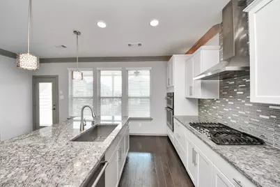 8605 Hollyoaks Creek Lane, Houston, TX 77063 - Photo 26