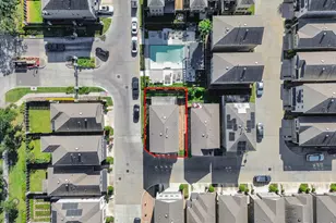 8605 Hollyoaks Creek Ln, Houston, TX 77063 - Photo 48