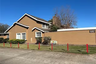 6119 Dryad Dr, Houston, TX 77035 - Photo 2