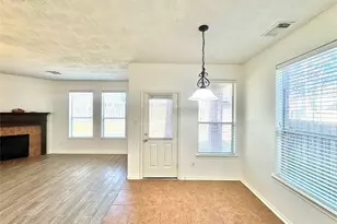 14 Harbinger Ct, The Woodlands, TX 77382 - Photo 10