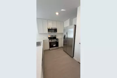 331 Parkin Court, Conroe, TX 77303 - Photo 2