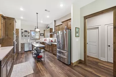 613 N 13th Street, Nederland, TX 77627 - Photo 14