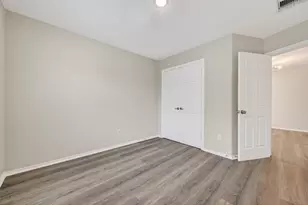 6915 Great Oaks Shadow Dr, Houston, TX 77083 - Photo 38