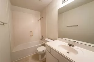 18472 Sunrise Oaks Ct, Montgomery, TX 77316 - Photo 12