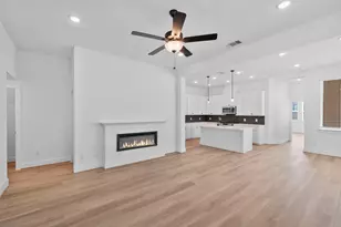 10110 Palm Spgs Pl, Manvel, TX 77578 - Photo 4