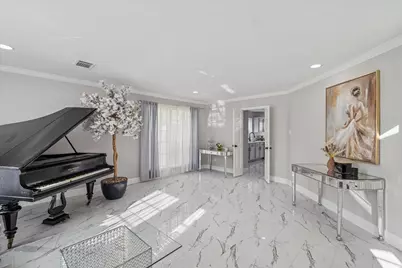 11306 Avon Place, Houston, TX 77066 - Photo 4