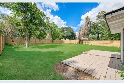 1100 Cowan Avenue, Conroe, TX 77301 - Photo 34