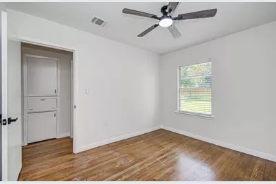 1100 Cowan Avenue, Conroe, TX 77301 - Photo 24