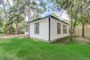 1100 Cowan Ave, Conroe, TX 77301 - Photo 6